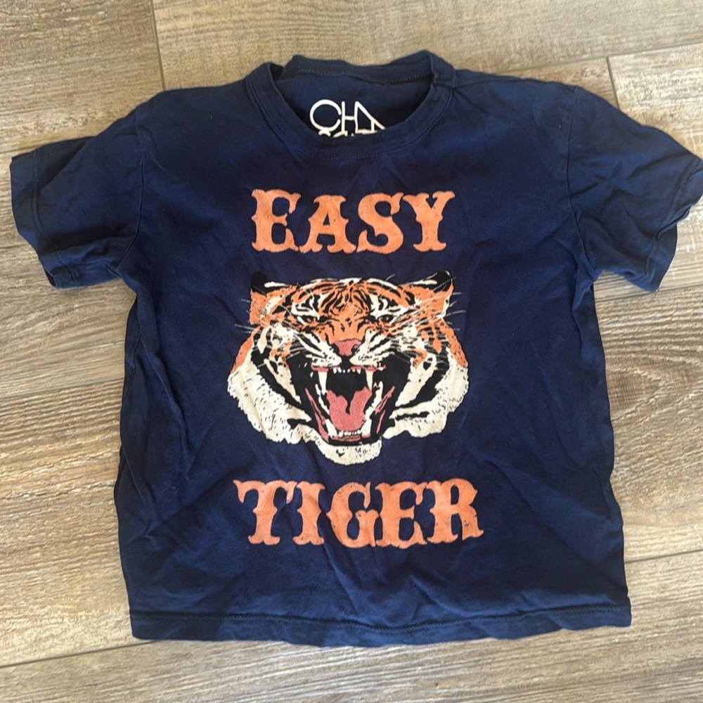 Chaser size 6 t shirt